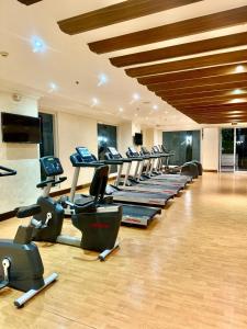 Condo Monarch Parksuites