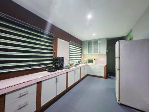Ipoh Tambun pool villa 5br20pax bbq karaoke mahjong