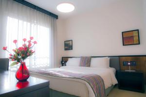 Burda 41 Hotel & Suites