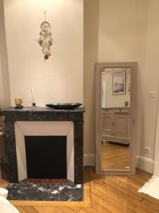 MYRABA - Hypercentre - Proche Thermes & Parcs