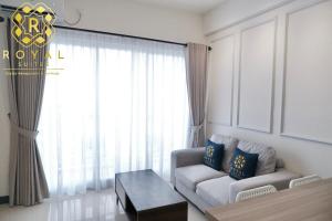 Royal Suites 2BR 37ZQ - Citra Plaza Nagoya Apartment