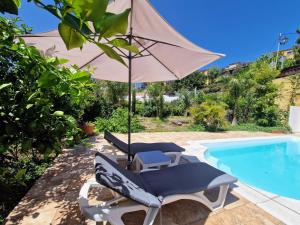 Casa con piscina privada y vistas