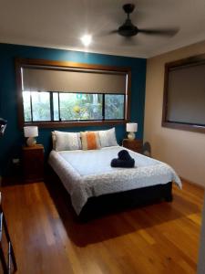 Scotts Head Retreat - Secluded Property