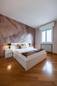 Bologna, Vicino al Centro e Ospedale SantOrsola, Parcheggio Privato - Corde & Colori