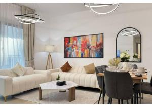 Luxe 2BR Yas Island - Chic Urban Retreat
