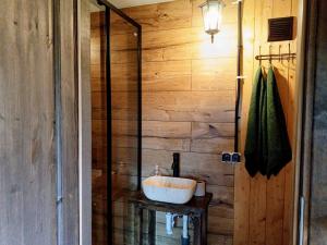 Baza biwakowa "Warownia"