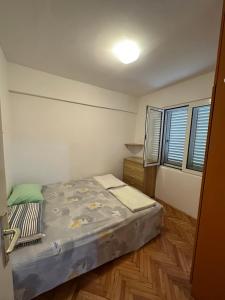 Peaceful family apartment in Budva