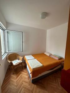 Peaceful family apartment in Budva