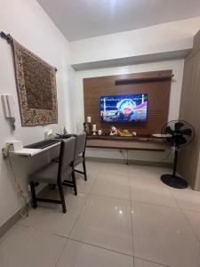 Shore 2 tower 1 by Richnells cozy Oasis