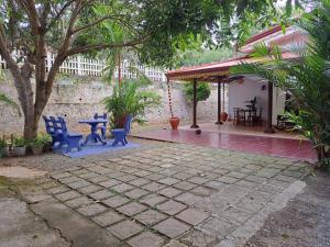 Shady Homestay