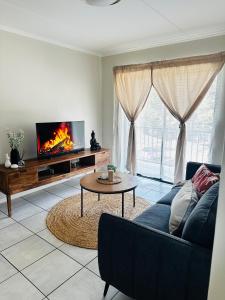 Morden Apartment near OR Tambo Airport