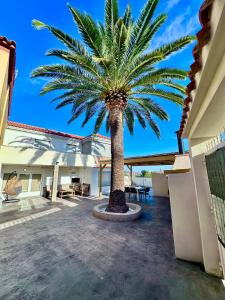 Bonito Chalet en Benidorm, negocios, estudios, salud