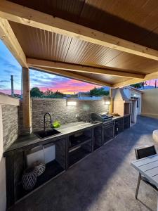 Bonito Chalet en Benidorm, negocios, estudios, salud