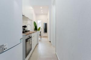 Ousakiou Suite by Staycom