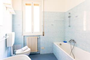 Santa Margherita Center - Steps from the Sea - AC