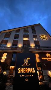 Modern Mountain Mystic Kolasin