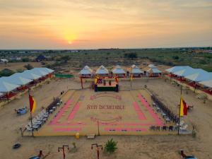 Stay Incredible Camp