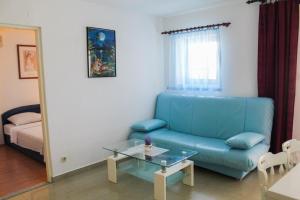 Holiday apartment in Tribunj with terrace, air conditioning, W-LAN 5034-1