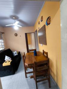 Apartamento Pé na Areia com Garagem no Centro Mongaguá