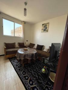 Spacious apartment with sea view