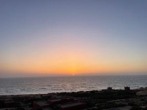 Spacious apartment with sea view