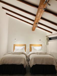 Central loft apartment sea views