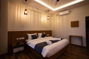 Lake Paradise Resort