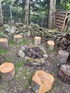 3Roses Rent3 cabins together