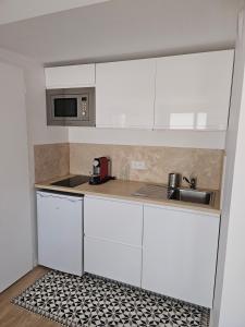 Studio cosy, avec entrée privée, calme, 15 min de Lyon, possibilité facture