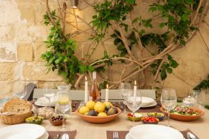Villa Milano - Jacuzzi Rooftop Lounge with BBQ and Billiard Room