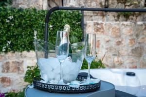 Villa Ivona with swimming pool and jacuzzi