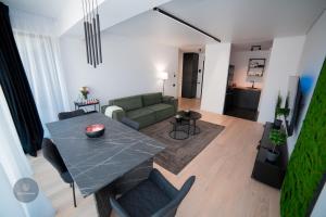 1-Bedroom Apartment with Balcony & Sofa Bed near Promenada Mall & Pipera Metro