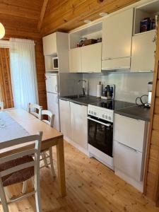 Paritalomökki Pytkynharjussa