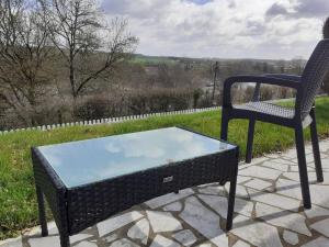 Détente au bord de la rivière