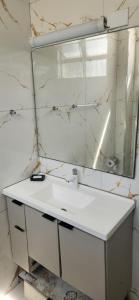 Apartamento no Boqueirão com vista para o mar e pé na areia