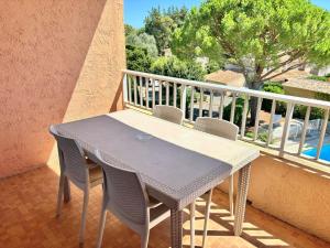 Grand studio climatisé, piscine, plage 5mn, parking gratuit