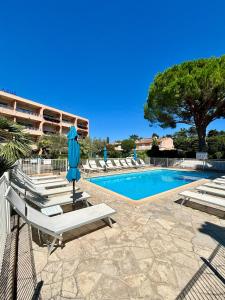 Grand studio climatisé, piscine, plage 5mn, parking gratuit