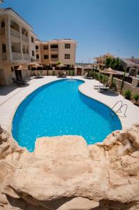 Blue Serenity Complex