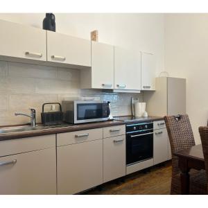 Alter Bahnhof Schwaan - Monteurswohnungen