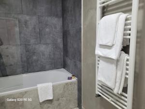 Casa cu Floarea Soarelui