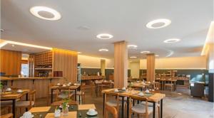 Locar in Gramado, Quarto em hotel, Natal-Luz, Quarto Bairro Planalto do Lago N, Aconchegante, frente para Lago N