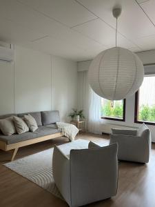 Asunto lähellä luontoa, 17min lentokentälle