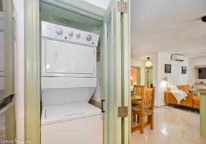 Tropical Retreat in El Cortecito beach condo