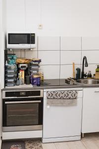 Splendid and spacious Studio at 15 minutes from the center of Paris and 25 minutes from the Champs-Élysées