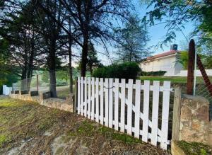 Casa con Piscina y Vista al Lago