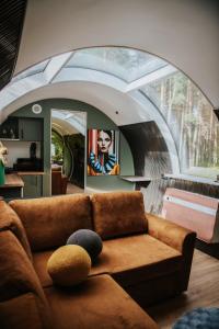 Panoramic Tube with Sauna & Hot Tub