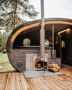 Panoramic Tube with Sauna & Hot Tub
