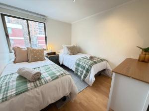 HOM I A pasos Metro InésDeSuárez 4PAX, Providencia MPD31