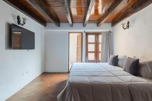 Amplia Casa en el Corazón del Centro | 4hab + Est