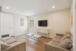 14 Beds Pool Near Disney Group Friendly